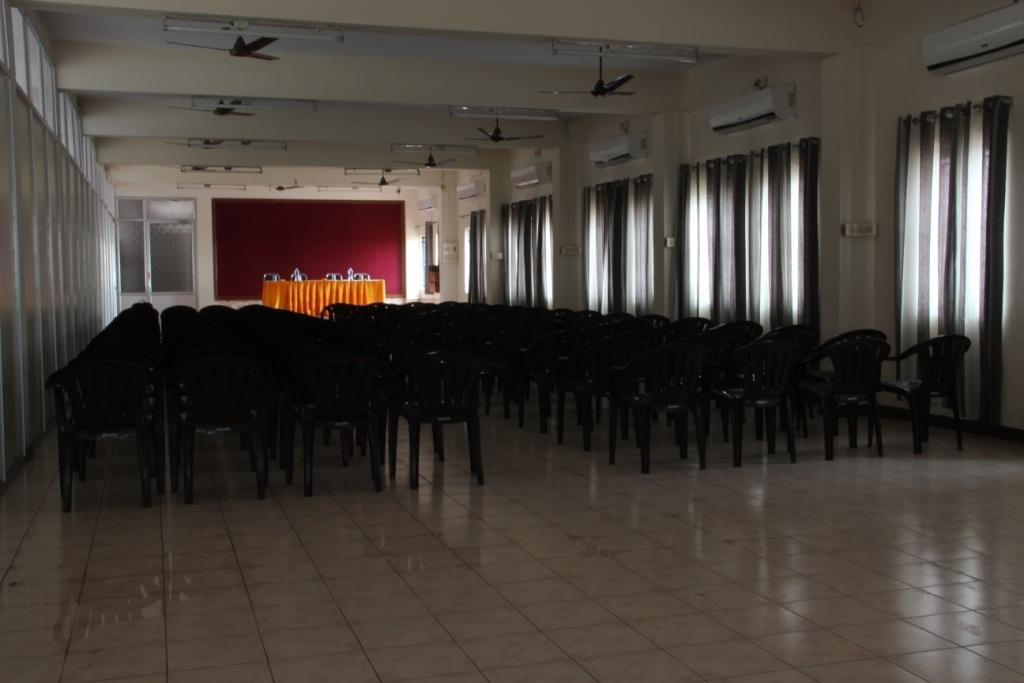ארודה Hotel Balaji Residency מראה חיצוני תמונה
