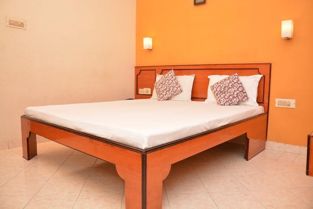 ארודה Hotel Balaji Residency מראה חיצוני תמונה